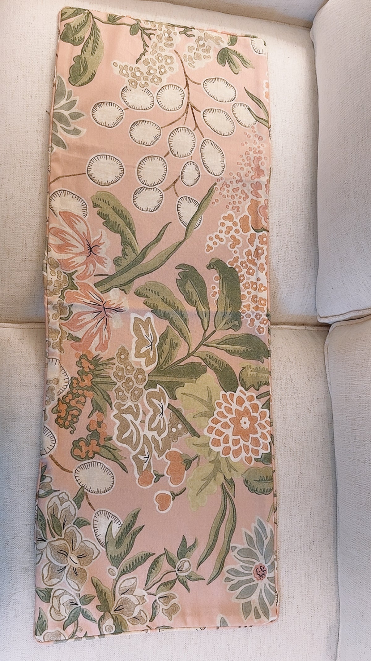 Thibaut’s Meadow F/Q Lumbar Cover, self welt