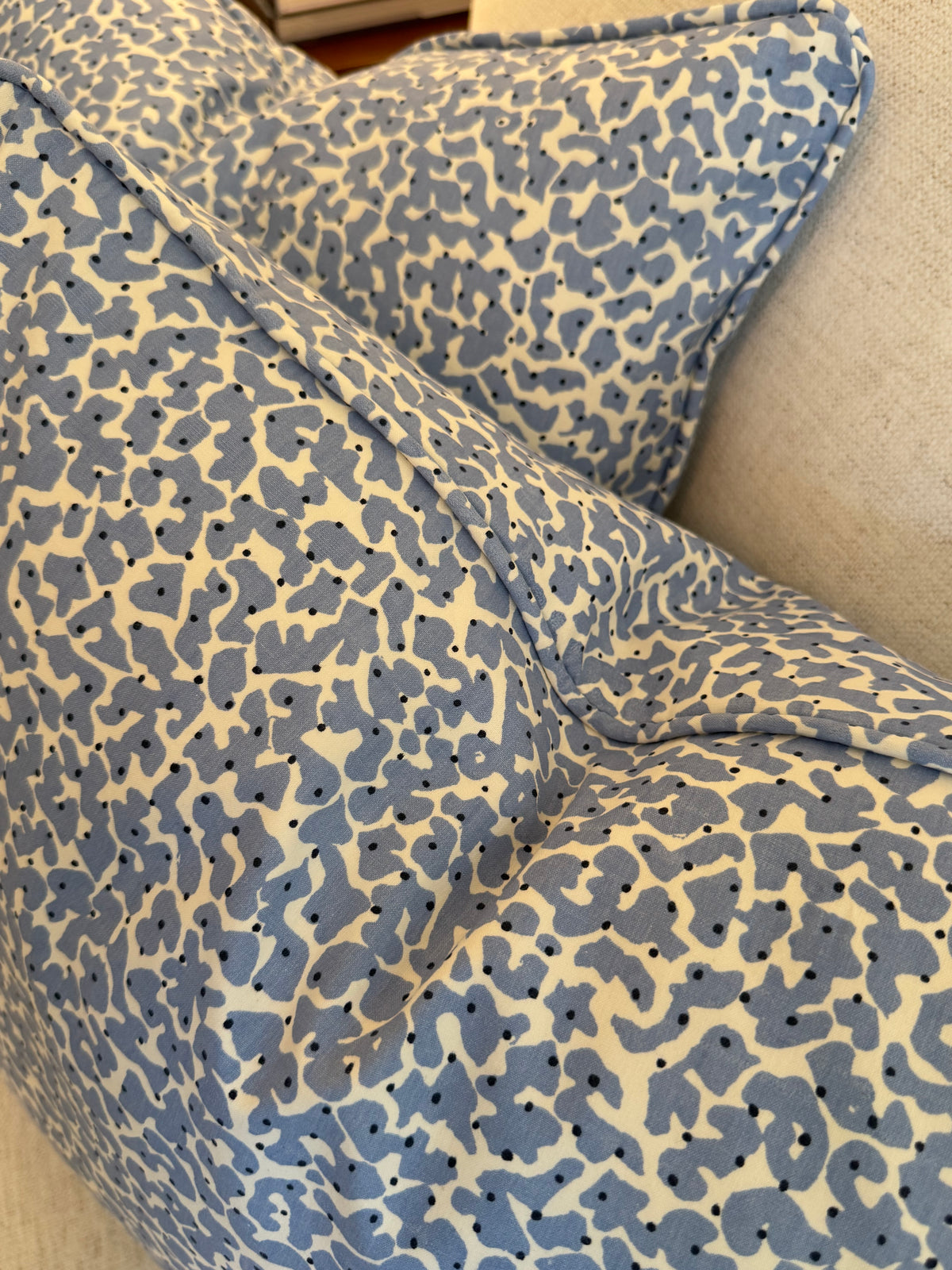 Pair of Jim Thompson Korallo Lumbar Covers, 16x20" for 18x22" inserts