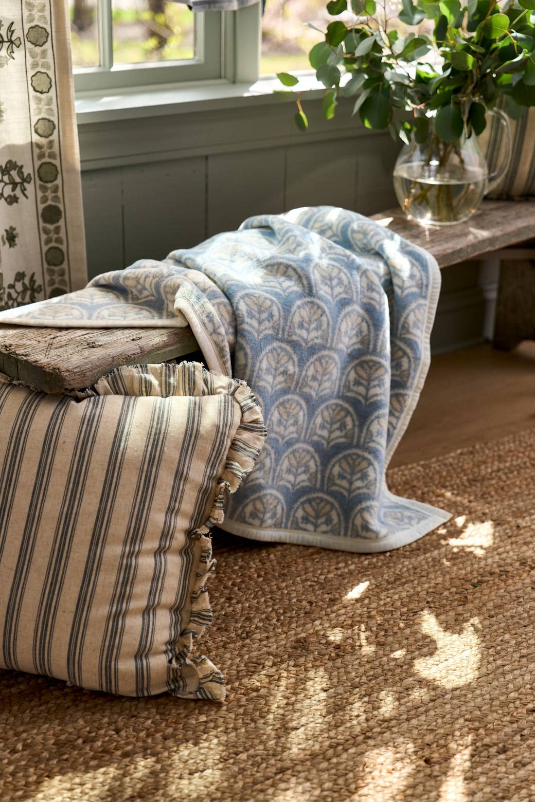 Cottage Scallop Blanket: Original