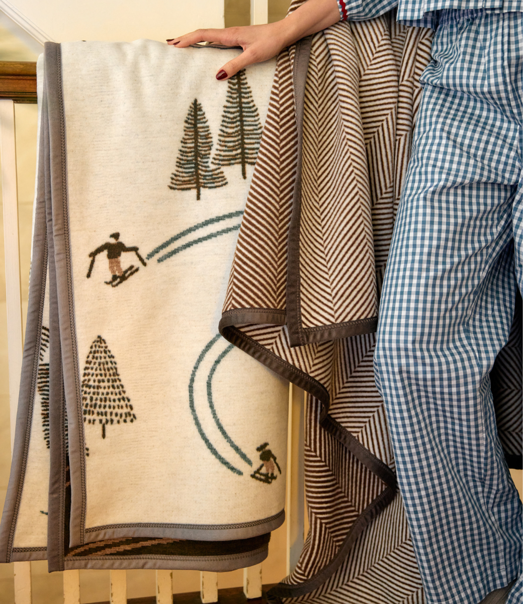 Alpine Lodge Blanket: Original