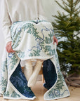 Boxwood Wreaths Blanket: Original