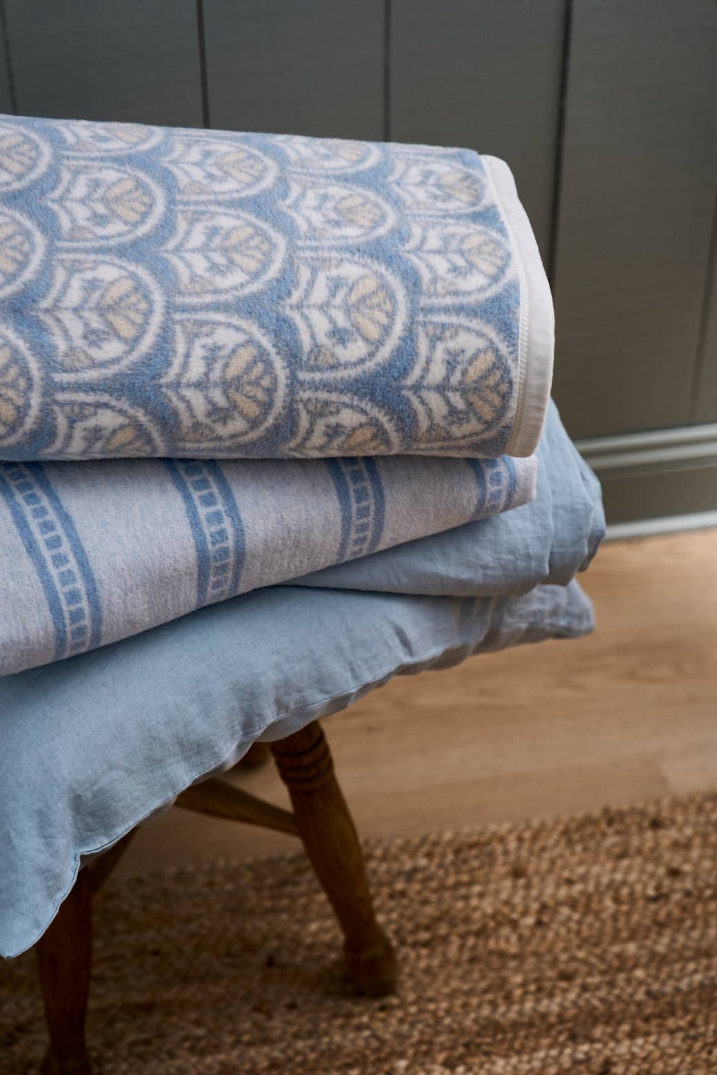 Cottage Scallop Blanket: Original