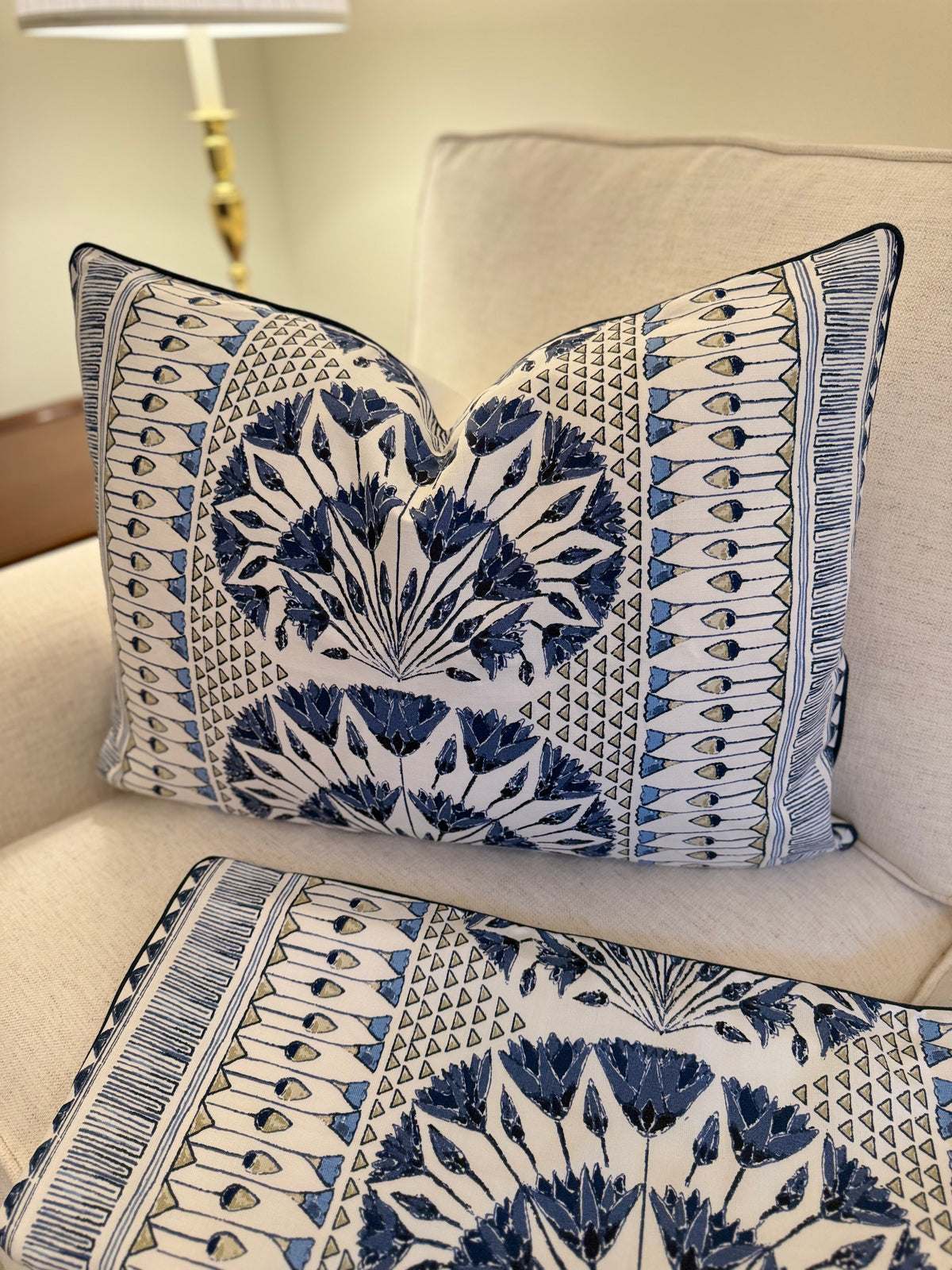 Pair of Anna French Cairo Standard Shams, blue welt