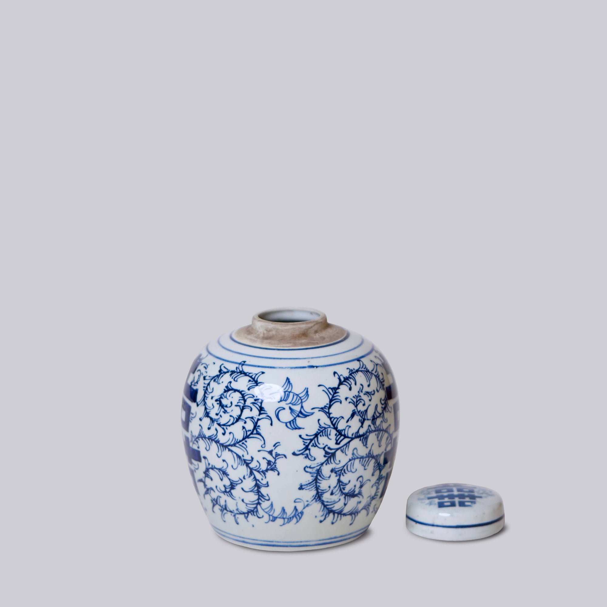 Blue and White Porcelain Double Happiness Round Storage Jar