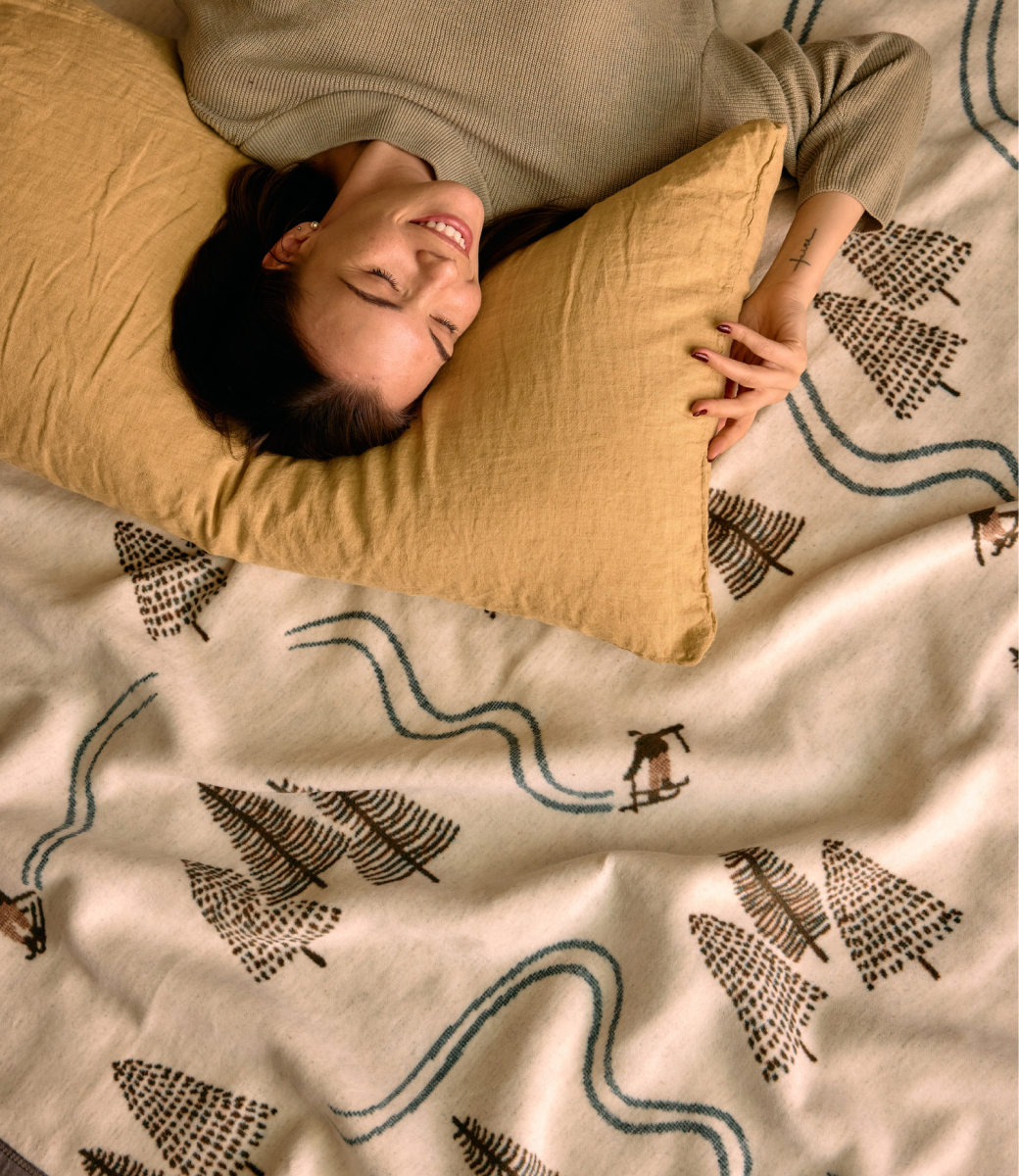 Alpine Lodge Blanket: Original