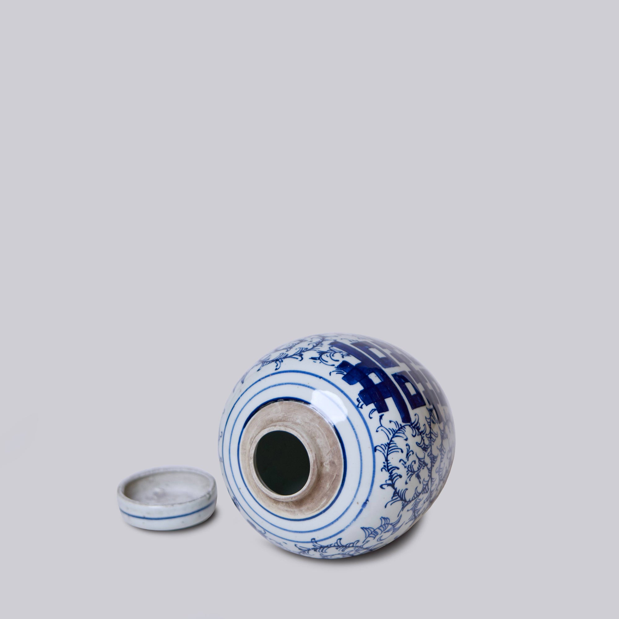 Blue and White Porcelain Double Happiness Round Storage Jar