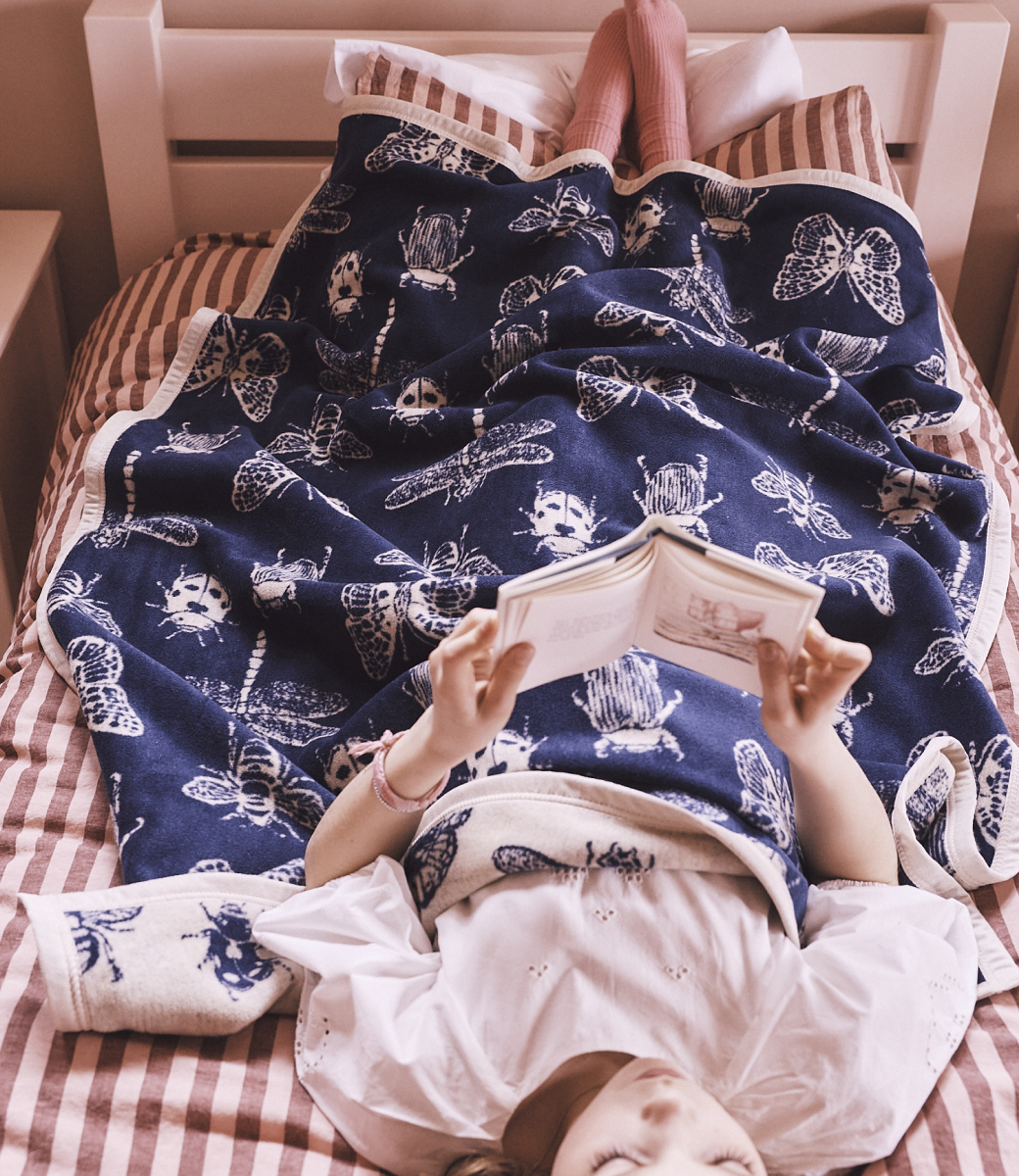 Bug Out Midi Blanket: Midi