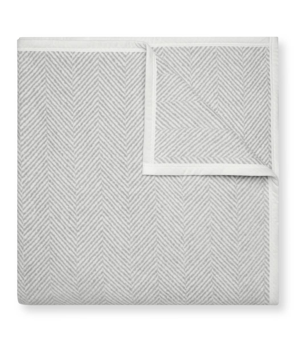 Harborview Herringbone Light Grey Blanket: Family-Size